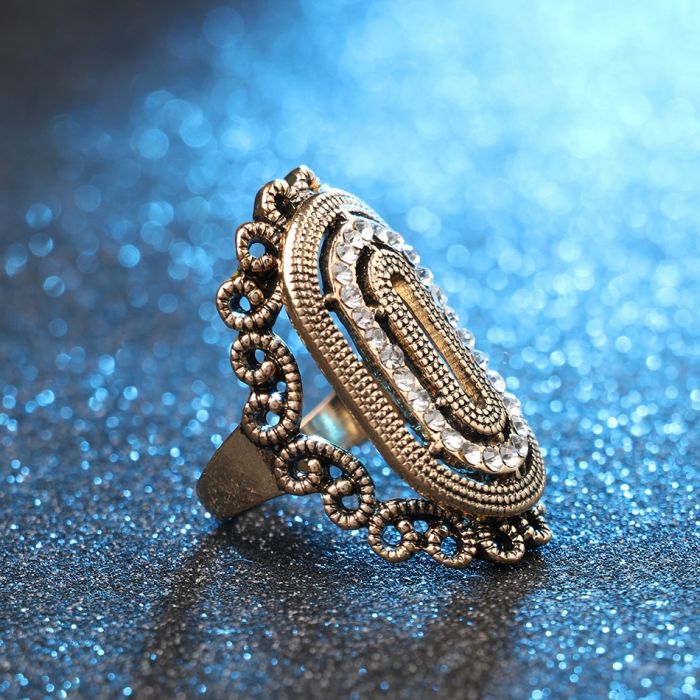 Unique Crystal Vintage Ring - 2